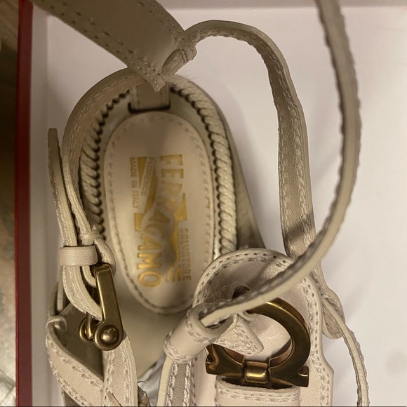 Salvatore Ferragamo Beige Leather Sharise Gladiator Sandals Size 10.5. NWT - Picture 13 of 16